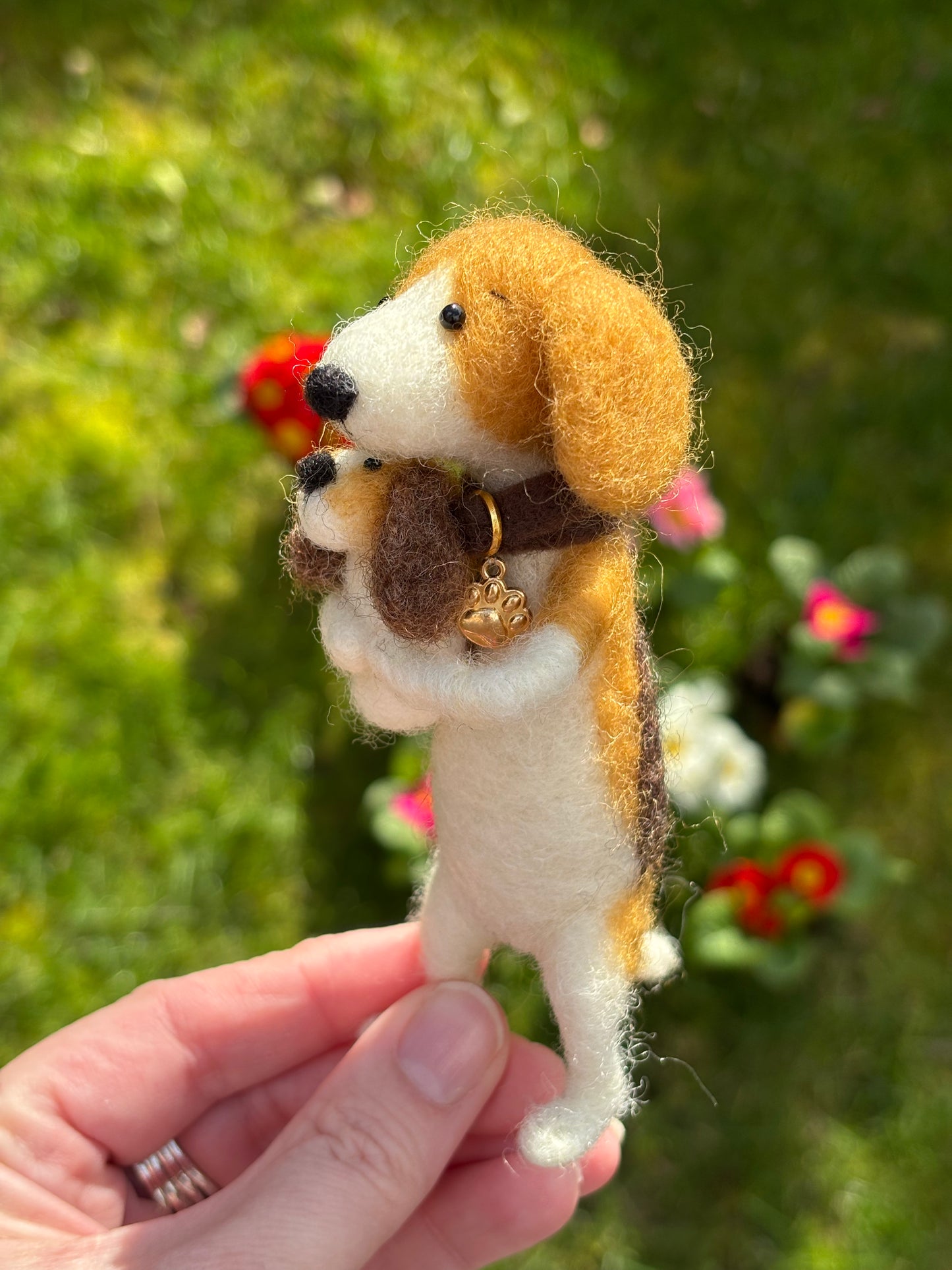 Needle Felted Dogs - Beagle - Felted Dog Decoration - Needle Felted Beagle - Gift for Dog Lover