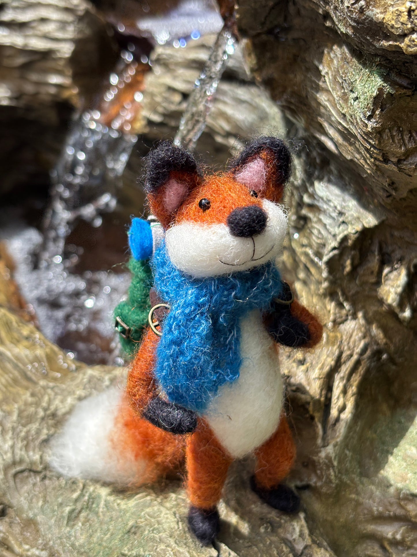 Needle Felted Miniature Fox Collectable - Needle Felt Fox Sculpture - Handmade Gift - Fibre Art - Fox Lovers Gift