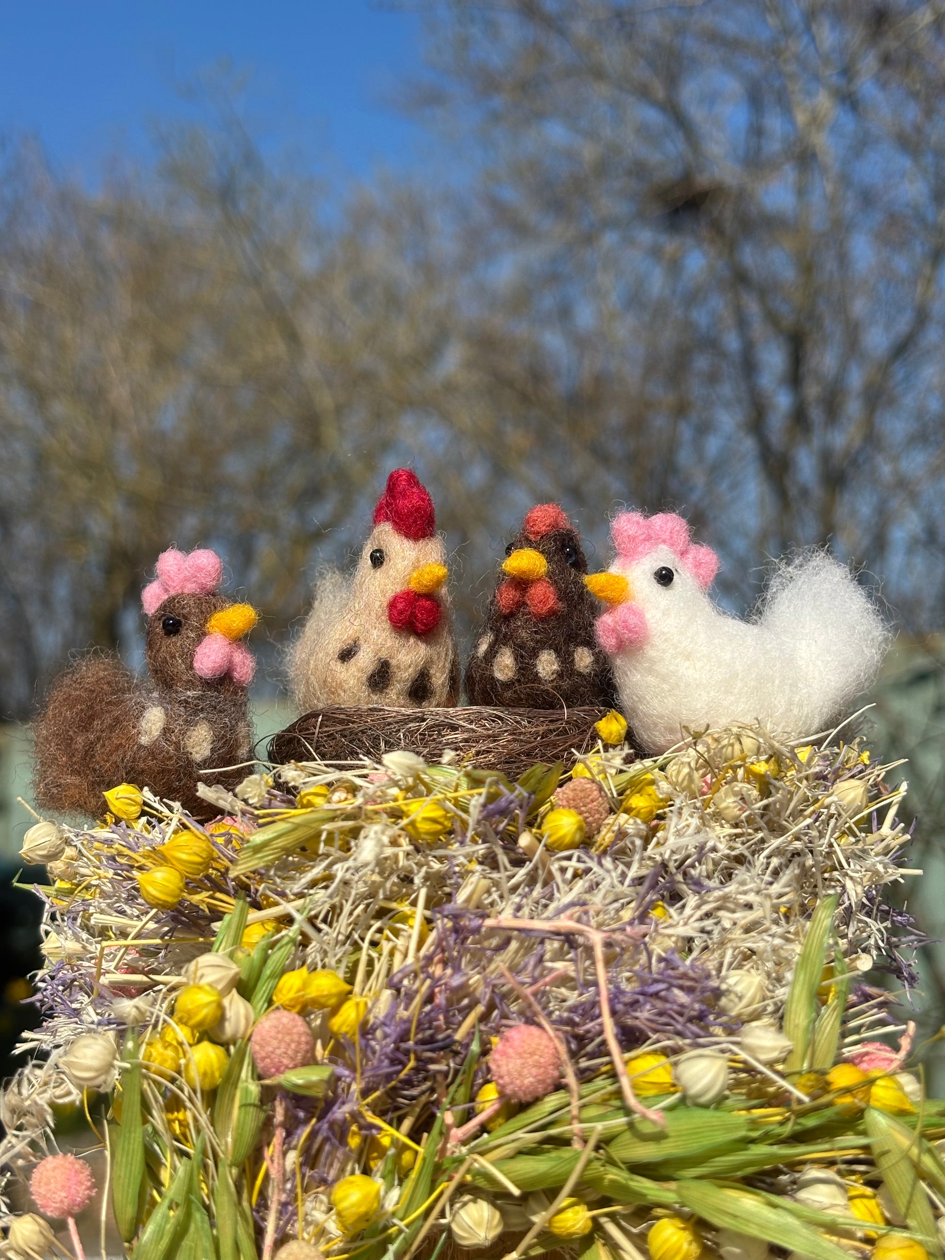Miniature chickens - felt chickens - needle felted Easter Decorations