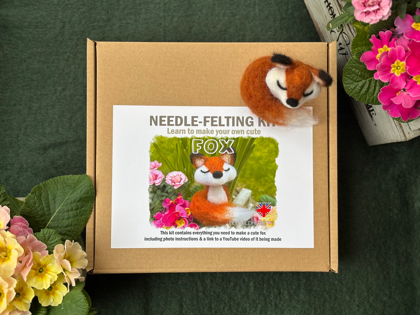 Needle Felt Fox Kit - Make your own cute fox - needle felting craft kit