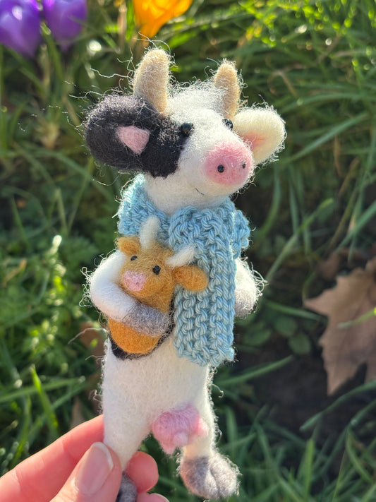 Needle Felted Cow - Felt Cow Decoration - Needle Felt Cow  - Gift for Cow Lovers