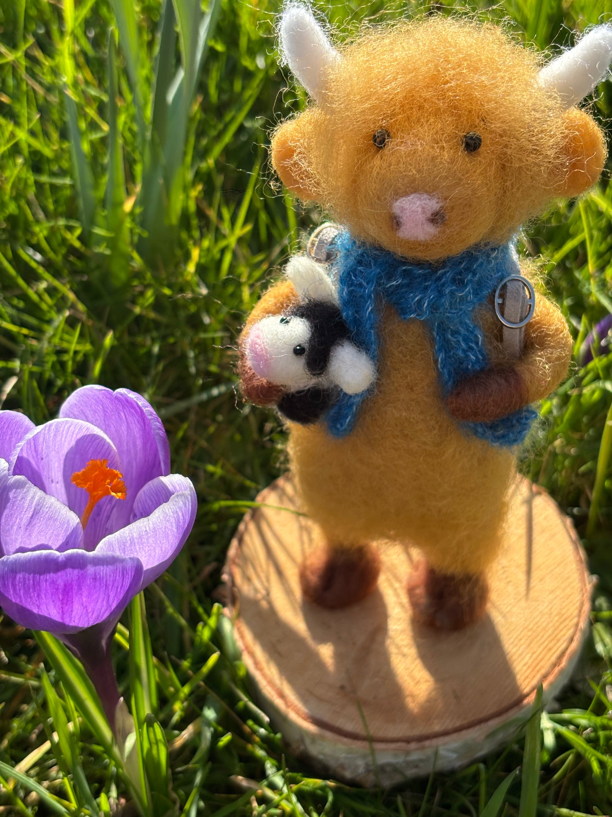 Needle Felted Highland Cow - Needle Felted Cow Collectable - Handmade Gift - Fibre Art - Highland Cow Wool Sculpture