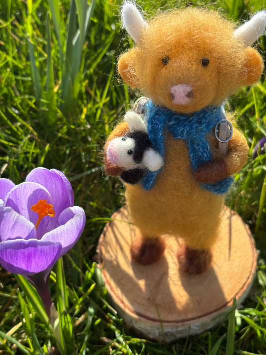 Needle Felted Highland Cow - Needle Felted Cow Collectable - Handmade Gift - Fibre Art - Highland Cow Wool Sculpture
