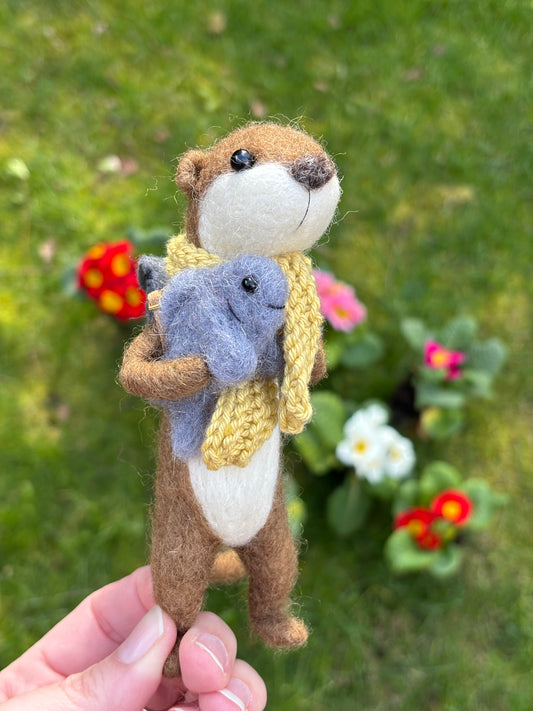 Needle Felted Otter - Felt Miniature Otters - Needle Felt Collectable - Handmade Gift for Otter Lovers